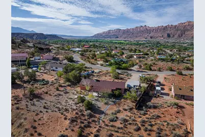 1687 Highland Dr N, Moab, UT 84532 - Photo 37