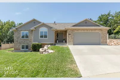 1181 E 5700 S, South Ogden, UT 84405 - Photo 1
