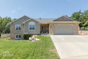 1181 E 5700 S, South Ogden, UT 84405 - Photo 1