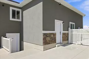 4563 W 3300 S, West Haven, UT 84401 - Photo 47