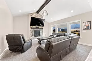 461 S 300 E, Mona, UT 84645 - Photo 5