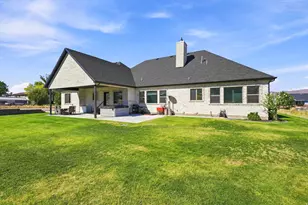 461 S 300 E, Mona, UT 84645 - Photo 33