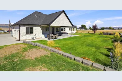 461 S 300 E, Mona, UT 84645 - Photo 31