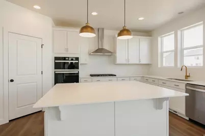 1082 E Antelope Dr #608, Eagle Mountain, UT 84005 - Photo 7
