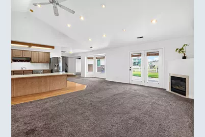 5646 W 4000 S, Hooper, UT 84315 - Photo 5