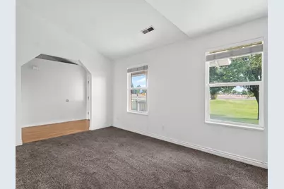 5646 W 4000 S, Hooper, UT 84315 - Photo 11