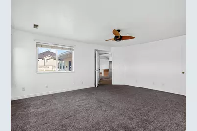 5646 W 4000 S, Hooper, UT 84315 - Photo 17