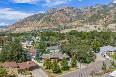 3069 E 7110 S, Cottonwood Heights, UT 84121 - Photo 41