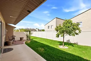 478 W Hyde Park Ln, Kaysville, UT 84037 - Photo 19