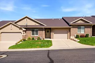 478 W Hyde Park Ln, Kaysville, UT 84037 - Photo 1