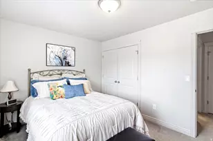 478 W Hyde Park Ln, Kaysville, UT 84037 - Photo 17