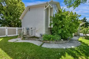 4896 S 3325 W, Roy, UT 84067 - Photo 29