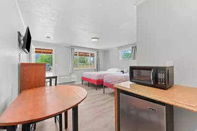 475 N Main St, Tooele, UT 84074 - Photo 11