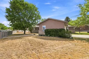 195 W 100 N, Centerfield, UT 84622 - Photo 5