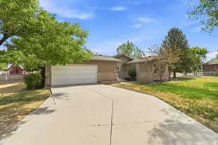 195 W 100 N, Centerfield, UT 84622 - Photo 7