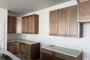 3675 S Clipper Hill Rd, West Jordan, UT 84081 - Photo 5