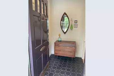 1929 E Laird Dr, Salt Lake City, UT 84108 - Photo 3