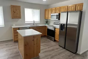 6728 W Oak Vista Dr, West Jordan, UT 84081 - Photo 13