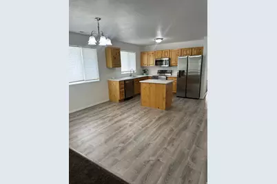 6728 W Oak Vista Dr, West Jordan, UT 84081 - Photo 3
