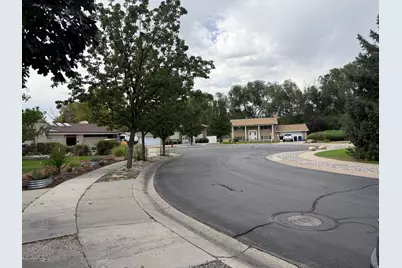 1244 E Greenfield Cir, Murray, UT 84121 - Photo 25