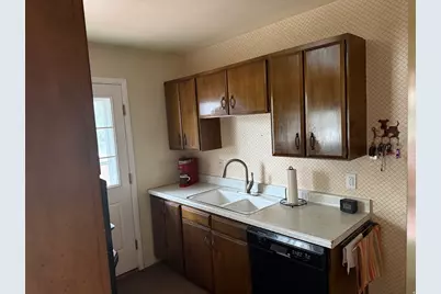 1244 E Greenfield Cir, Murray, UT 84121 - Photo 9