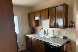 1244 E Greenfield Circle, Murray, UT 84121 - Photo 9