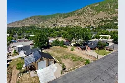 129 E 100 S, Farmington, UT 84025 - Photo 1