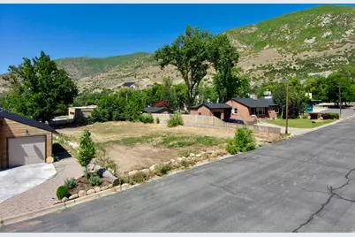 129 E 100 S, Farmington, UT 84025 - Photo 5