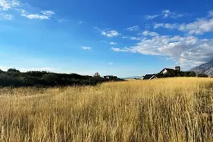3235 S Twin Hollow E, Mapleton, UT 84664 - Photo 1