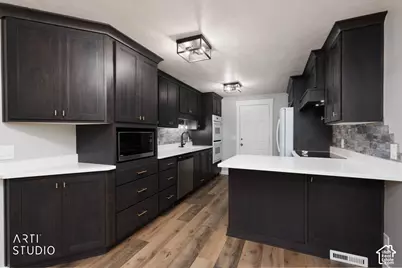 4479 S 2075 W, Roy, UT 84067 - Photo 5