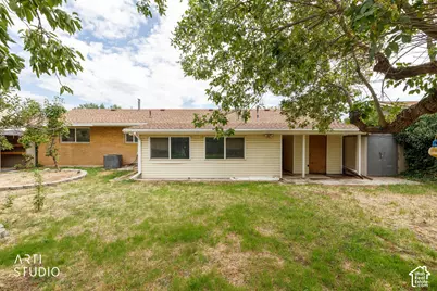 4479 S 2075 W, Roy, UT 84067 - Photo 23
