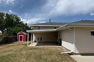 10802 S Jason Dr, Sandy, UT 84094 - Photo 3