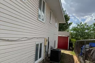 10802 S Jason Dr, Sandy, UT 84094 - Photo 7