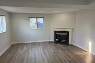 10802 S Jason Dr, Sandy, UT 84094 - Photo 13