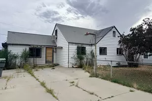 338 Columbia Dr, East Carbon, UT 84520 - Photo 1