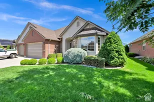 5584 S 250 E, Washington Terrace, UT 84405 - Photo 3