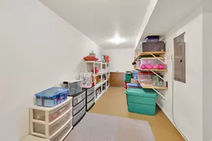 5584 S 250 E, Washington Terrace, UT 84405 - Photo 19