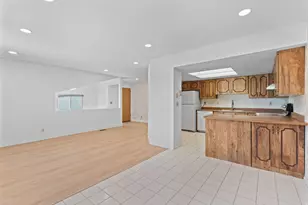 3327 W Tess Ave, West Valley, UT 84119 - Photo 9