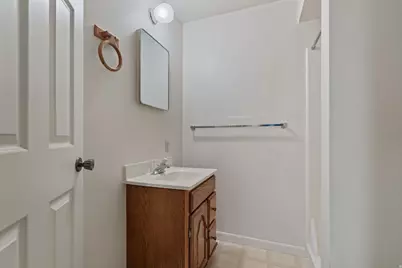 3327 W Tess Ave, West Valley, UT 84119 - Photo 25