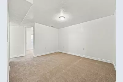 3237 W Meadow Leaf Ct, West Valley, UT 84119 - Photo 17