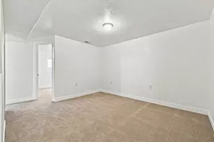 3237 W Meadow Leaf Ct, West Valley, UT 84119 - Photo 17