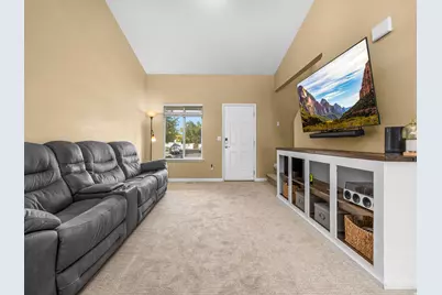 3237 W Meadow Leaf Ct, West Valley, UT 84119 - Photo 5