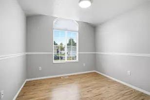 1594 W 1390 S, Syracuse, UT 84075 - Photo 11