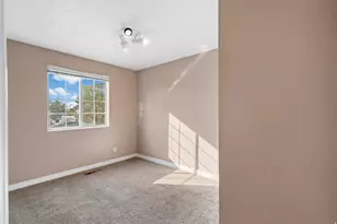 154 W 1980 S, Clearfield, UT 84015 - Photo 13