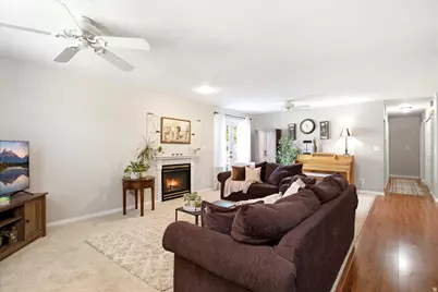 756 N 400 St W, Kaysville, UT 84037 - Photo 7