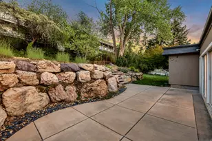 4845 S Bron Breck St, Holladay, UT 84117 - Photo 5
