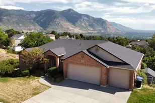 527 E 3575 N, North Ogden, UT 84414 - Photo 1