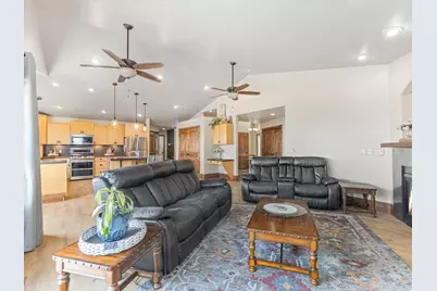 527 E 3575 N, North Ogden, UT 84414 - Photo 11