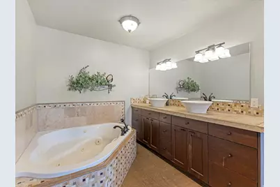 527 E 3575 N, North Ogden, UT 84414 - Photo 15