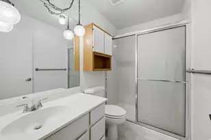 2708 S Highland Dr E, Salt Lake City, UT 84106 - Photo 15
